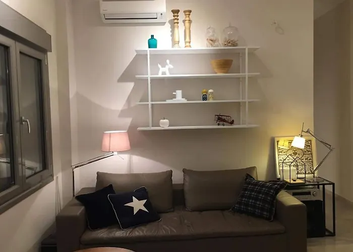 Nikaia Metro House
