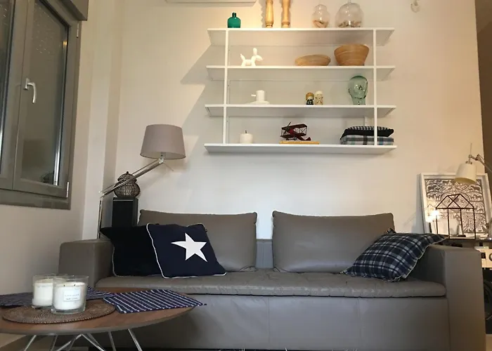 Nikaia Metro House