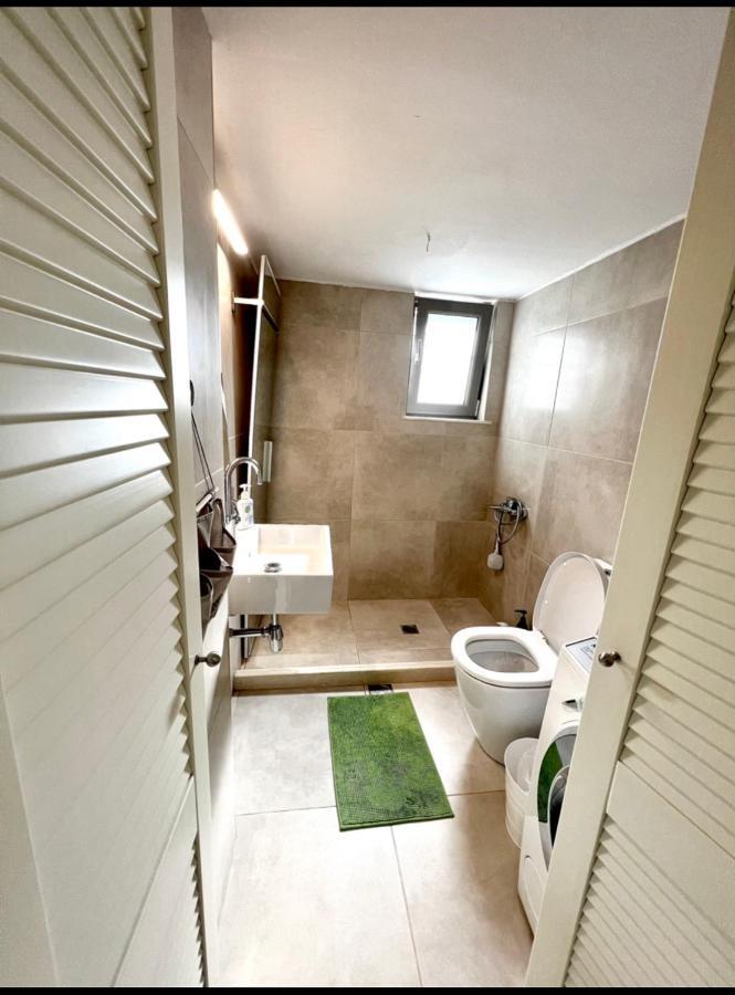 Nikaia Metro House Apartment *